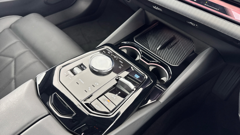 BMW i5 250kW eDrive40 M Sport 84kWh 4dr Auto Tech+/Comf+ Electric Saloon